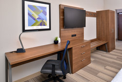  - Holiday Inn Express & Suites Alachua