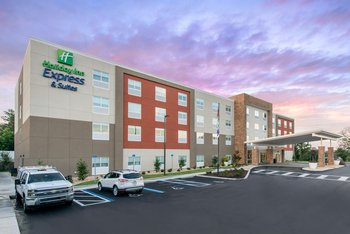 Holiday Inn Exp Suites Alachua