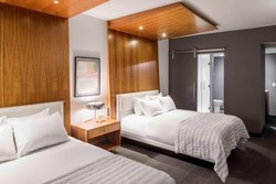  - Le Meridien Hotel Columbus - I-670, Exit 4