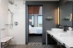  - Le Meridien Hotel Columbus - I-670, Exit 4