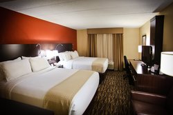 - Holiday Inn & Suites La Crosse