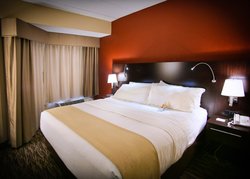  - Holiday Inn & Suites La Crosse