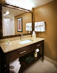  - Holiday Inn & Suites La Crosse