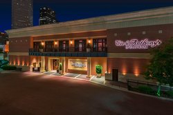  - Westin Hotel Downtown Houston - I-69, Exits 130 & 131