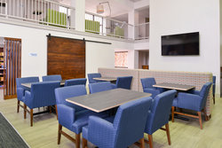  - Holiday Inn Express Palm Desert