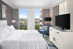  - Le Meridien Hotel Arlington - I-66, Exit 73