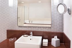  - Le Meridien Hotel Arlington - I-66, Exit 73