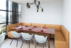  - Le Meridien Hotel Oakbook