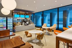  - Westin Hotel Downtown Dallas - I-35, Exit 428C