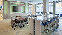  - Holiday Inn Express & Suites Seaworld Orlando