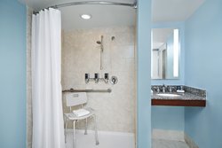  - Four Points by Sheraton Hotel Airport Richmond - I-64, Exit 195