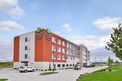  - Holiday Inn Express & Suites Lee's Summit - I-470, Exits 7A & 7B