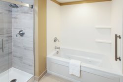  - Holiday Inn Express & Suites Sandusky