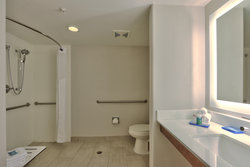  - Holiday Inn Express Santa Rosa - I-40, Exit 277