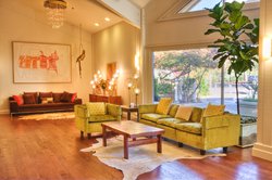  - Ashland Hills Hotel - I-5, Exit 14