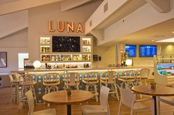  - Ashland Hills Hotel - I-5, Exit 14