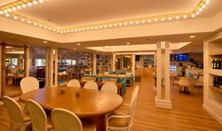  - Ashland Hills Hotel - I-5, Exit 14