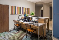  - Holiday Inn Express Troy - I-55 & I-70, Exit 18