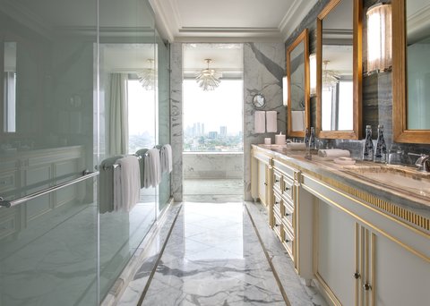 FOUR SEASONS HOTEL JAKARTA - Photo 37