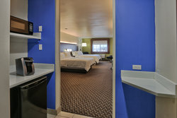  - Holiday Inn Express Santa Rosa - I-40, Exit 277