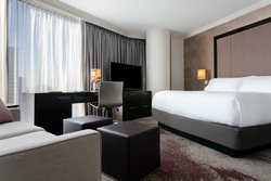  - Loews Atlanta Hotel - I-75 & I-85, Exit 250