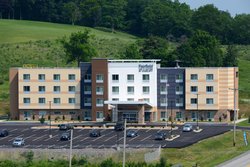  - Fairfield Inn & Suites by Marriott Somerset - I-70 & I-76, Exit 110