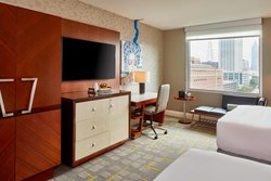  - Renaissance by Marriott Midtown Atlanta - I-75 & I-85, Exit 250