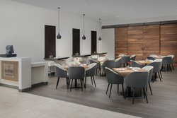  - Crowne Plaza Hotel Airport San Antonio