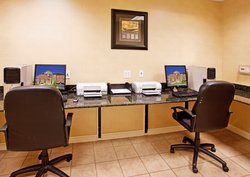  - Holiday Inn Express & Suites Airport Wichita