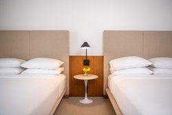  - Sarasota Modern Hotel