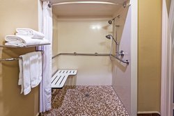  - Holiday Inn Express & Suites Center Houston - I-69, Exit 129