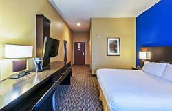  - Holiday Inn Express & Suites Center Houston - I-69, Exit 129