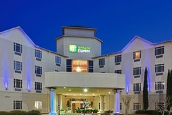  - Holiday Inn Express & Suites Center Houston - I-69, Exit 129