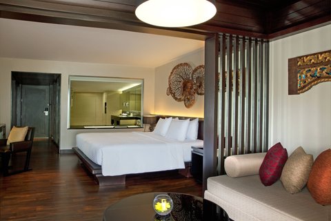 LE MERIDIEN PHUKET BEACH - Photo 40
