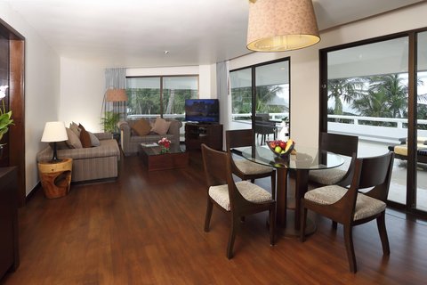 LE MERIDIEN PHUKET BEACH - Photo 42