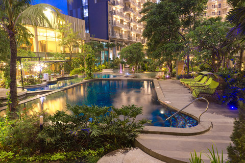 Tropical Swimming Pool