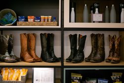  - Aloft Hotel Downtown Austin - I-35, Exit 234B