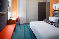  - Aloft Hotel Charlotte Uptown at the Epicentre
