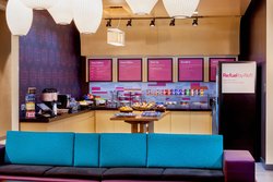  - Aloft Hotel LaGuardia East Elmhurst
