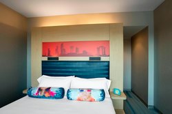  - Aloft Hotel Downtown Tampa