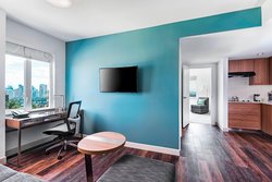  - Element Hotel Airport Calgary