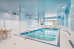  - Element Hotel Airport Calgary