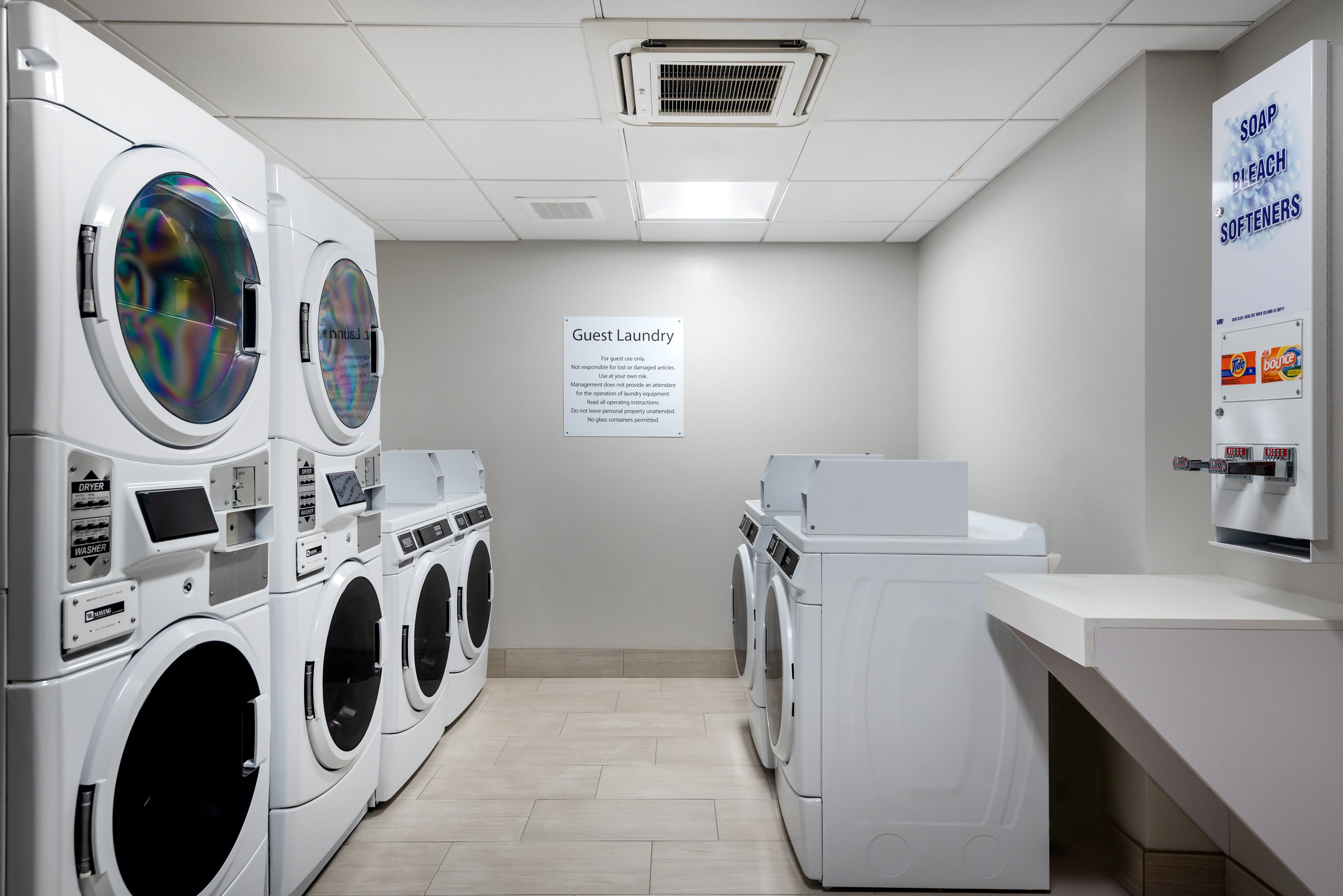 HOLIDAY INN EXP STES SANTA ANA BY I-guestroom-Guest Laundry Room.jpg