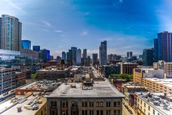  - Aloft Hotel City Center Chicago