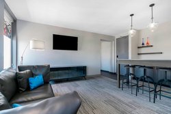  - Aloft Hotel on the Levee Newport - I-471, Exit 5