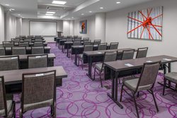  - Fairfield Inn & Suites by Marriott Downtown Dallas - I-30, Exits 45B & 46B