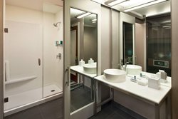  - Aloft Apartments at the David Whitney Detroit