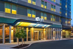  - Aloft Hotel Downtown Louisville - I-65, Exit 136C
