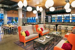  - Aloft Hotel Downtown Louisville - I-65, Exit 136C