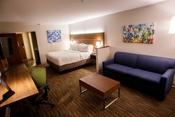  - Holiday Inn Express & Suites Outlet Mall Gettysburg